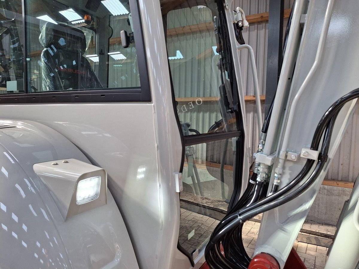 Minibagger van het type Takeuchi TB235, Neumaschine in Donkerbroek (Foto 2)