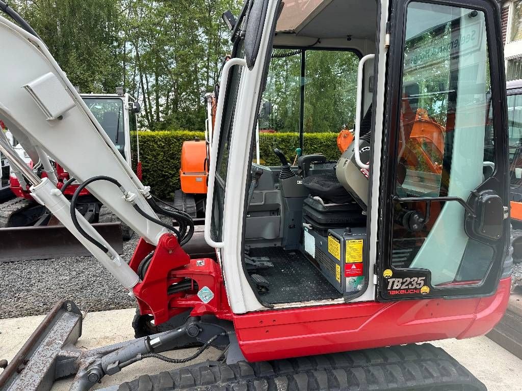Minibagger za tip Takeuchi TB235, Gebrauchtmaschine u Kockengen (Slika 9)
