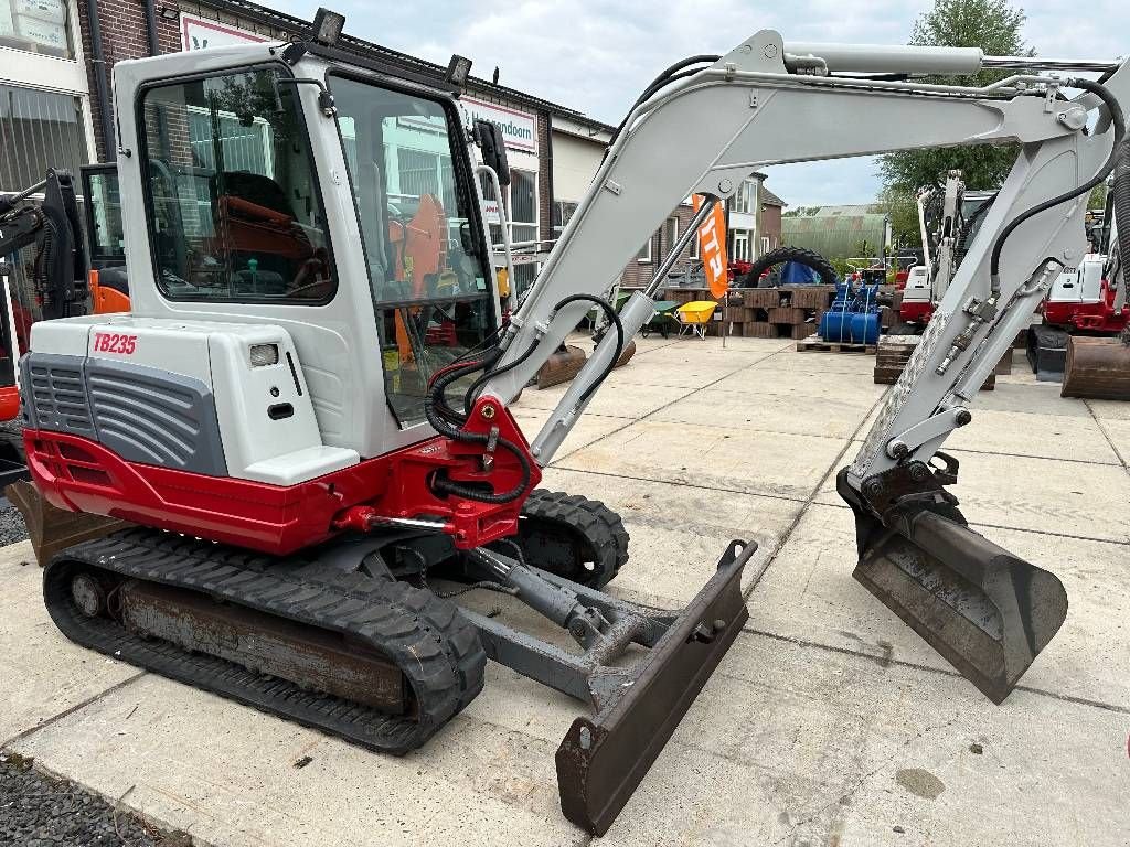 Minibagger za tip Takeuchi TB235, Gebrauchtmaschine u Kockengen (Slika 5)