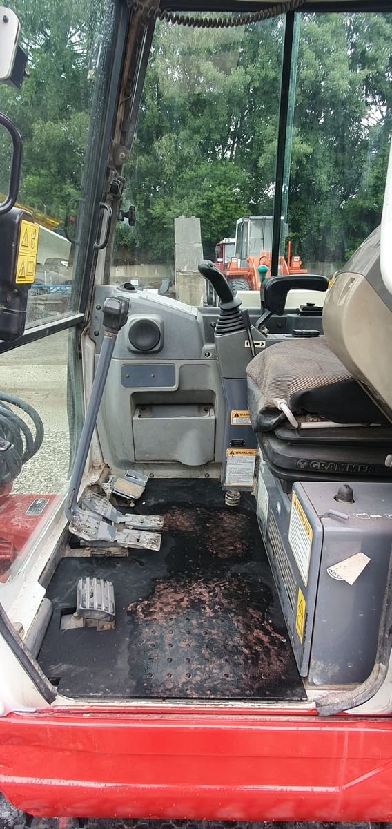 Minibagger des Typs Takeuchi TB235, Gebrauchtmaschine in Gabersdorf (Bild 9)
