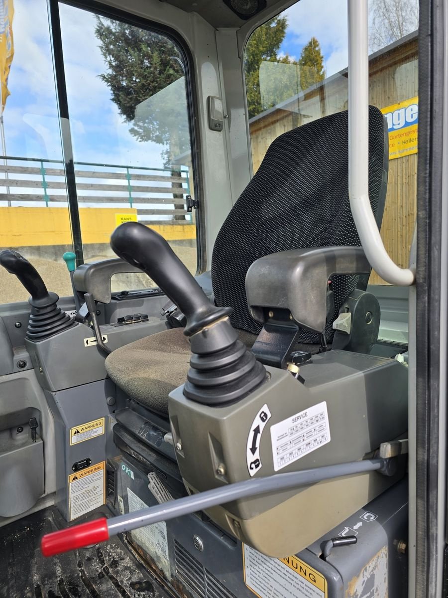 Minibagger za tip Takeuchi TB235, Gebrauchtmaschine u Gabersdorf (Slika 17)