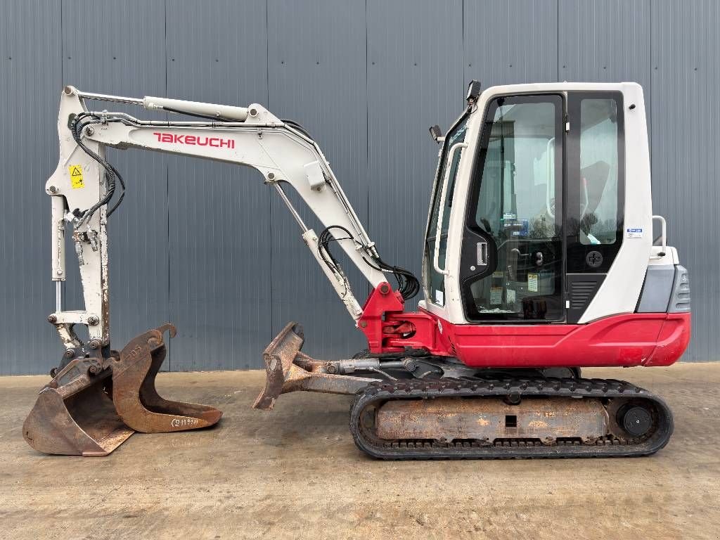 Minibagger za tip Takeuchi TB235, Gebrauchtmaschine u Venlo (Slika 3)