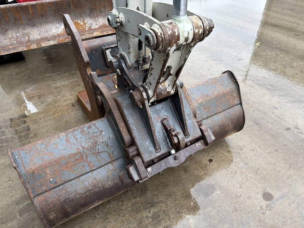 Minibagger del tipo Takeuchi TB235, Gebrauchtmaschine In Venlo (Immagine 11)