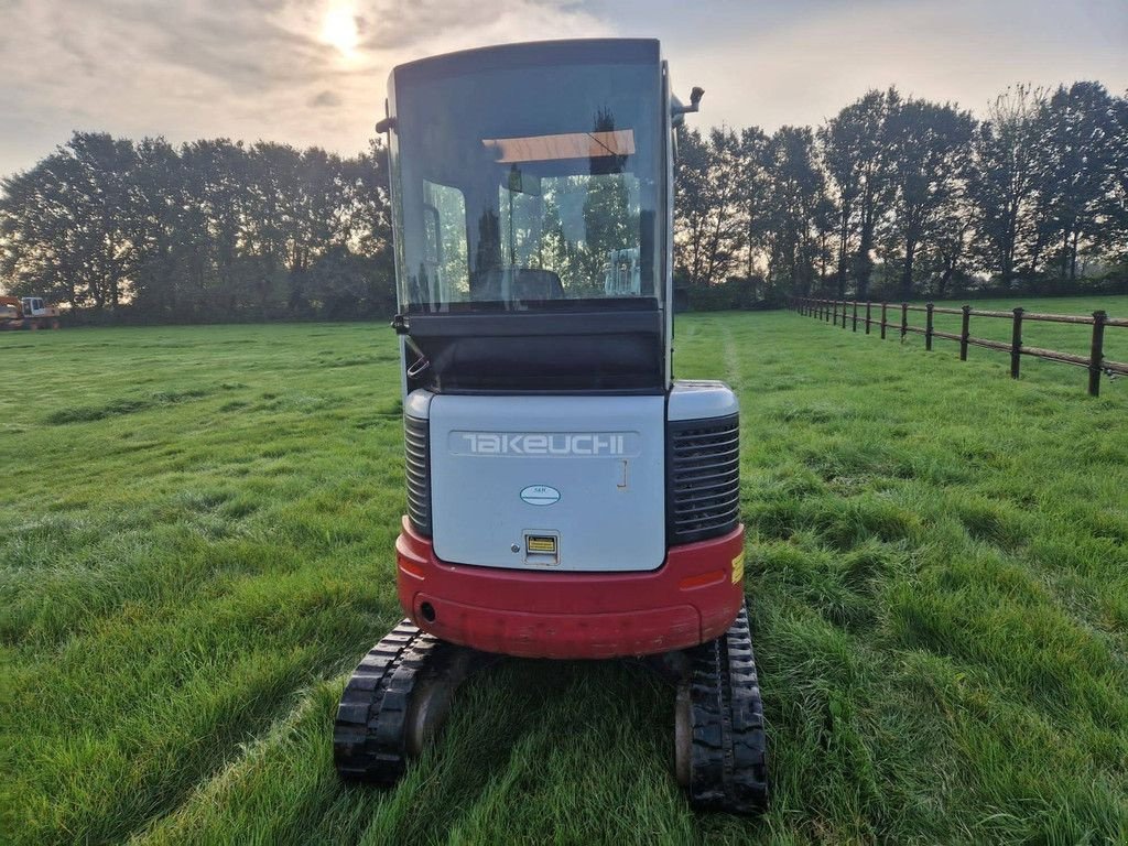 Minibagger des Typs Takeuchi TB23R, Gebrauchtmaschine in Antwerpen (Bild 8)