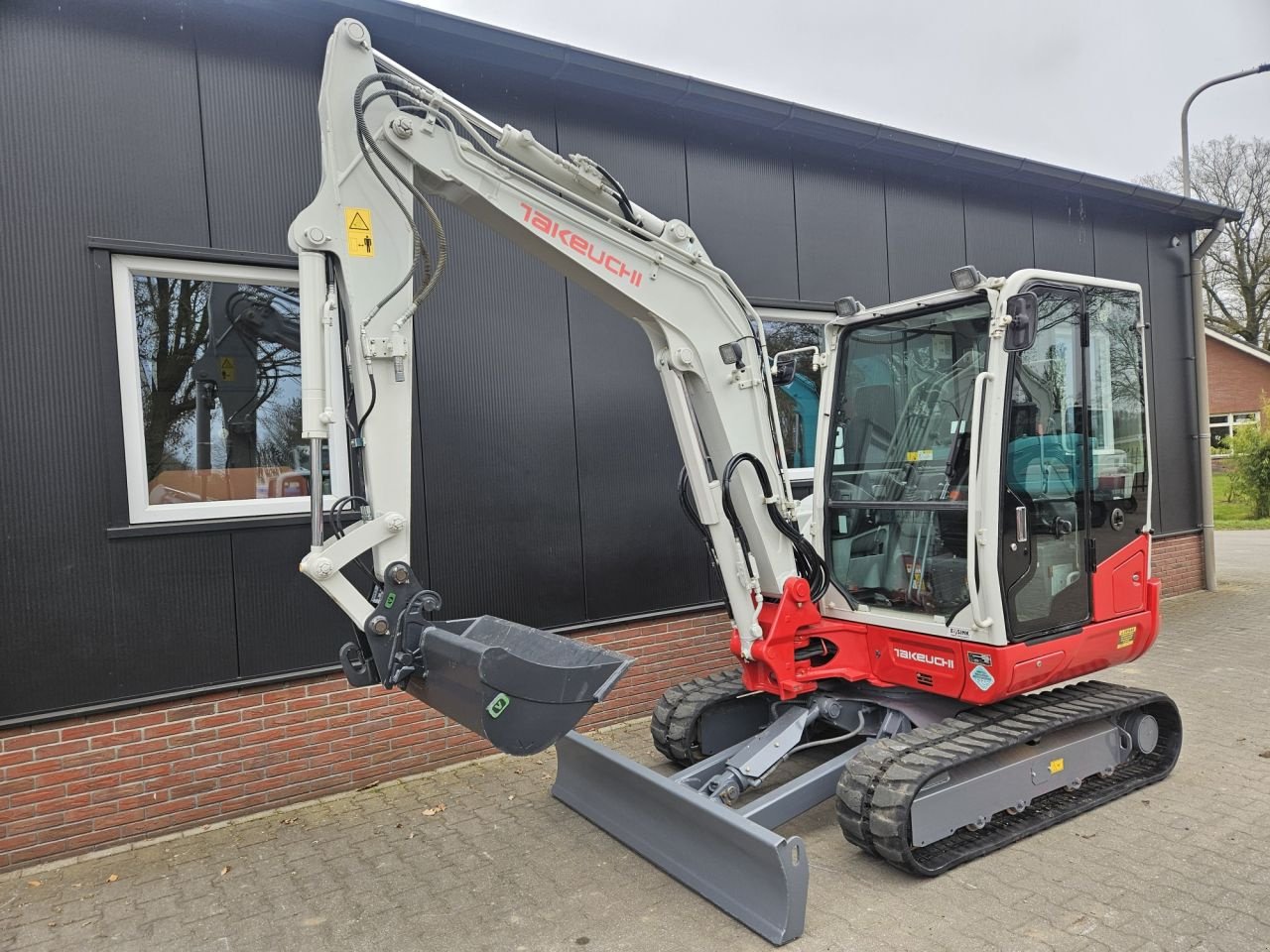 Minibagger типа Takeuchi TB240 stage V, Gebrauchtmaschine в Haaksbergen (Фотография 2)