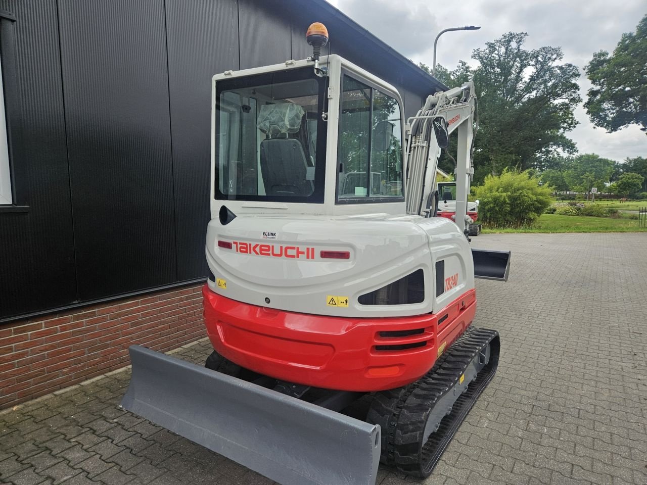 Minibagger типа Takeuchi TB240 stage V, Gebrauchtmaschine в Haaksbergen (Фотография 9)
