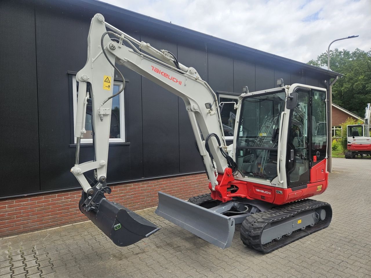 Minibagger типа Takeuchi TB240 stage V, Gebrauchtmaschine в Haaksbergen (Фотография 2)