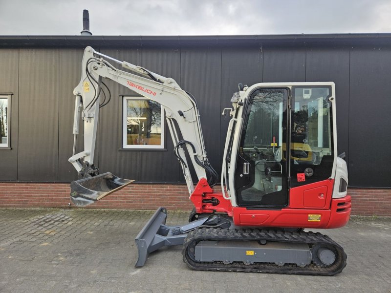 Minibagger типа Takeuchi TB240 stage V, Gebrauchtmaschine в Haaksbergen