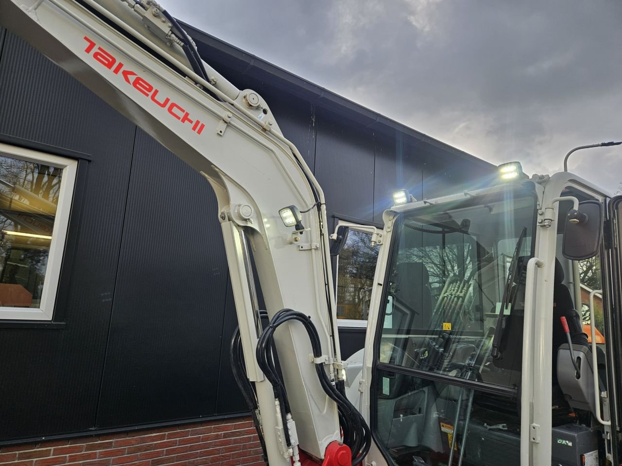 Minibagger of the type Takeuchi TB240 stage V, Gebrauchtmaschine in Haaksbergen (Picture 9)