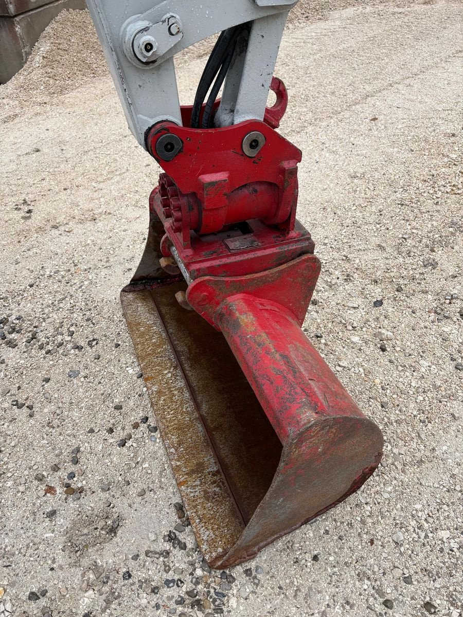 Minibagger del tipo Takeuchi TB240, Gebrauchtmaschine In Gabersdorf (Immagine 11)