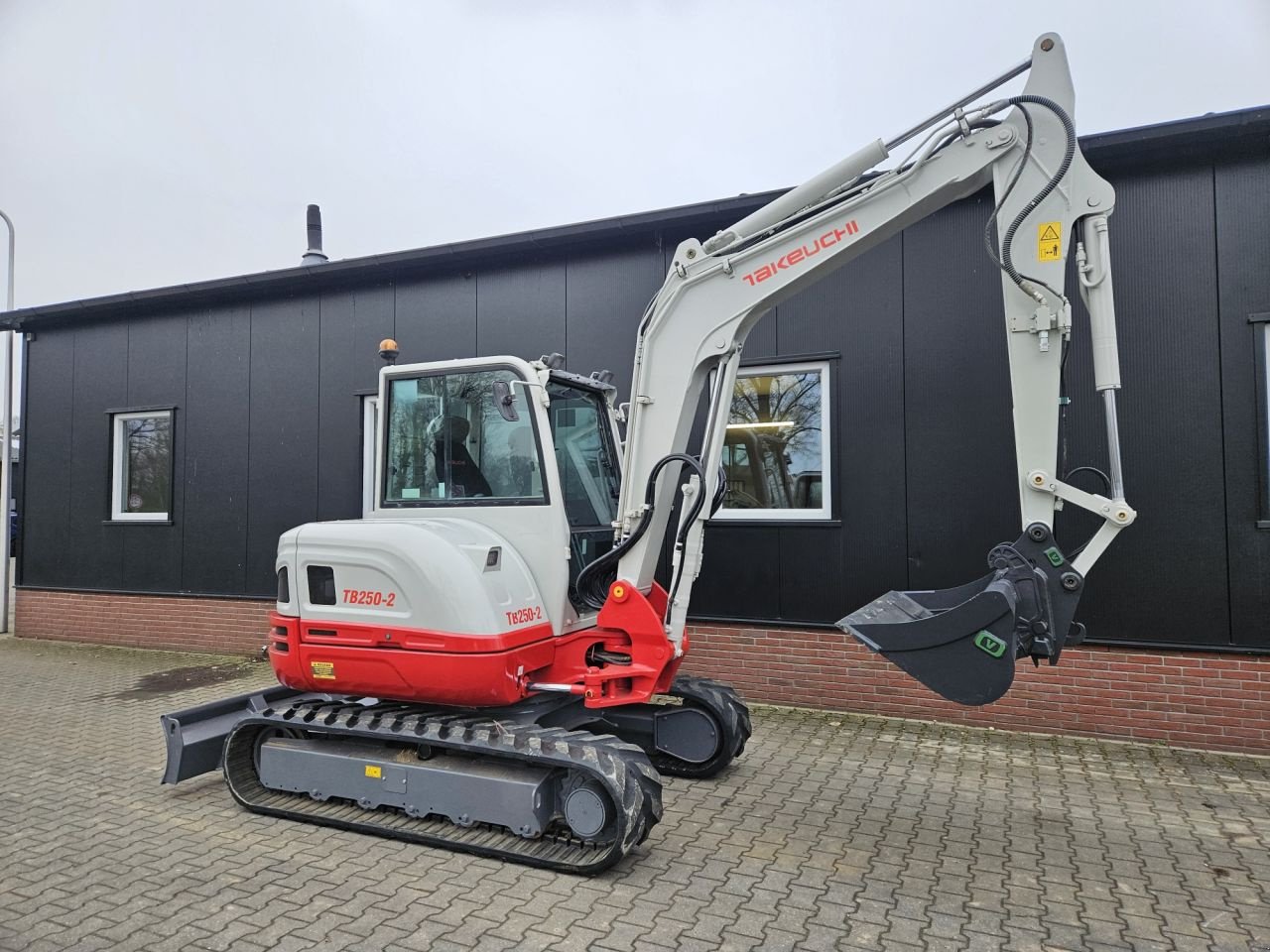 Minibagger tipa Takeuchi TB250-2 stage V, Gebrauchtmaschine u Haaksbergen (Slika 7)