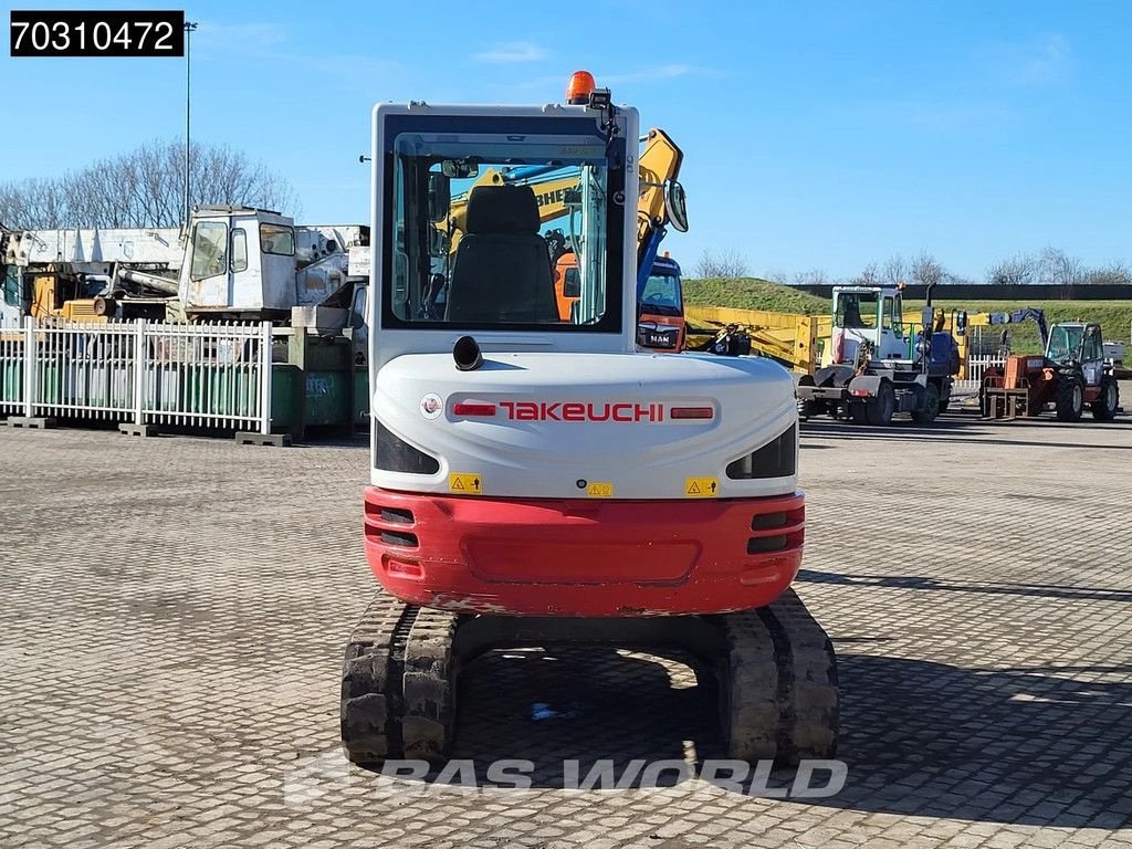 Minibagger du type Takeuchi TB250-2, Gebrauchtmaschine en Veghel (Photo 8)