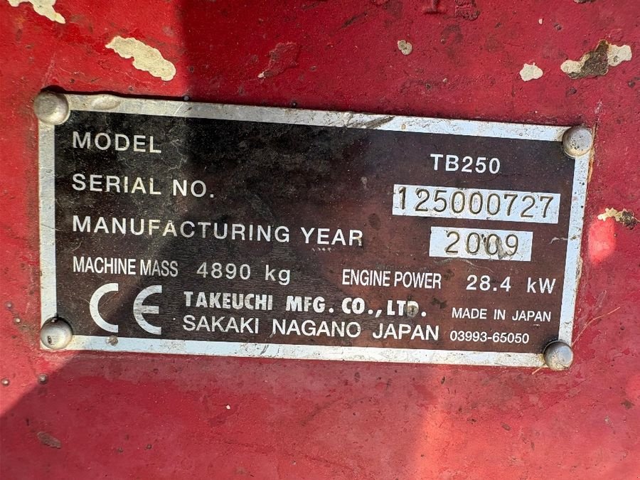 Minibagger van het type Takeuchi TB250, Gebrauchtmaschine in Gabersdorf (Foto 16)