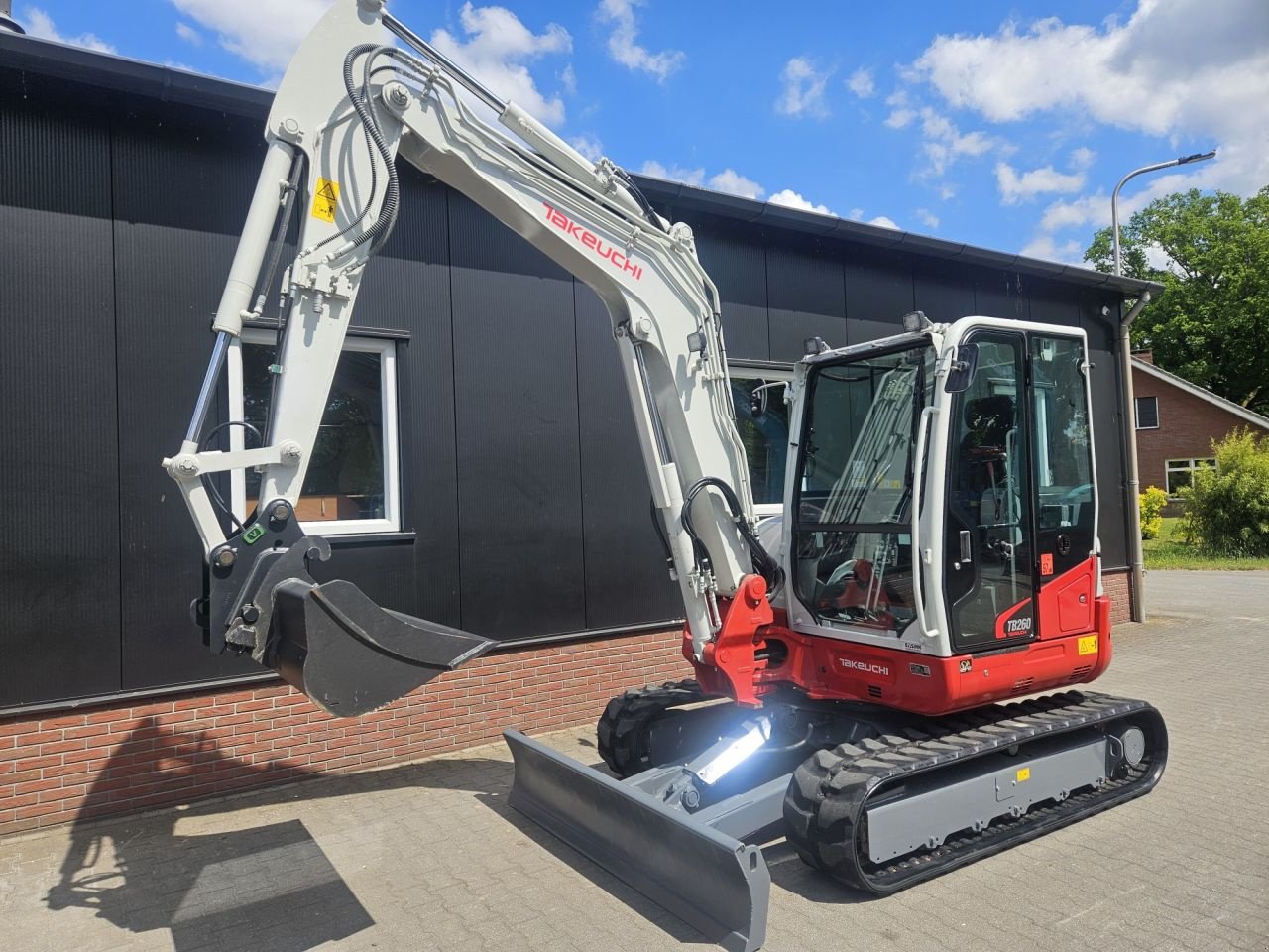 Minibagger van het type Takeuchi TB260 Demo Stage V, Gebrauchtmaschine in Haaksbergen (Foto 2)