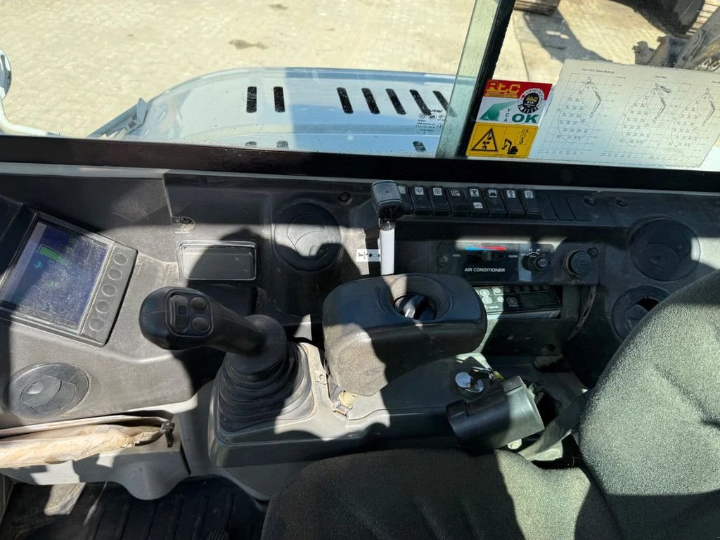 Minibagger du type Takeuchi TB260 full option, Gebrauchtmaschine en Doetinchem (Photo 9)