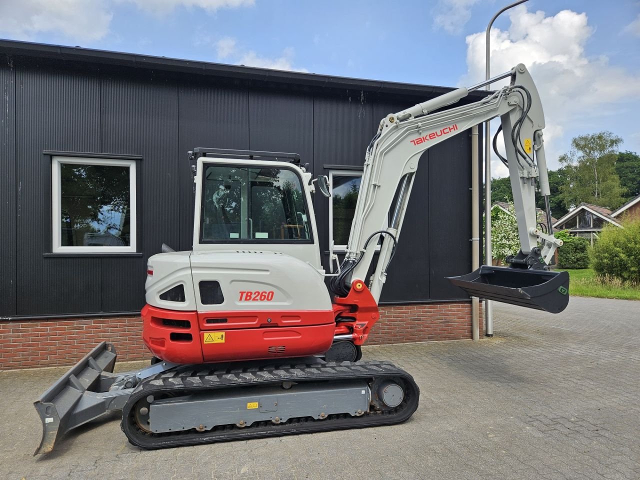 Minibagger от тип Takeuchi TB260 Stage V, Gebrauchtmaschine в Haaksbergen (Снимка 10)