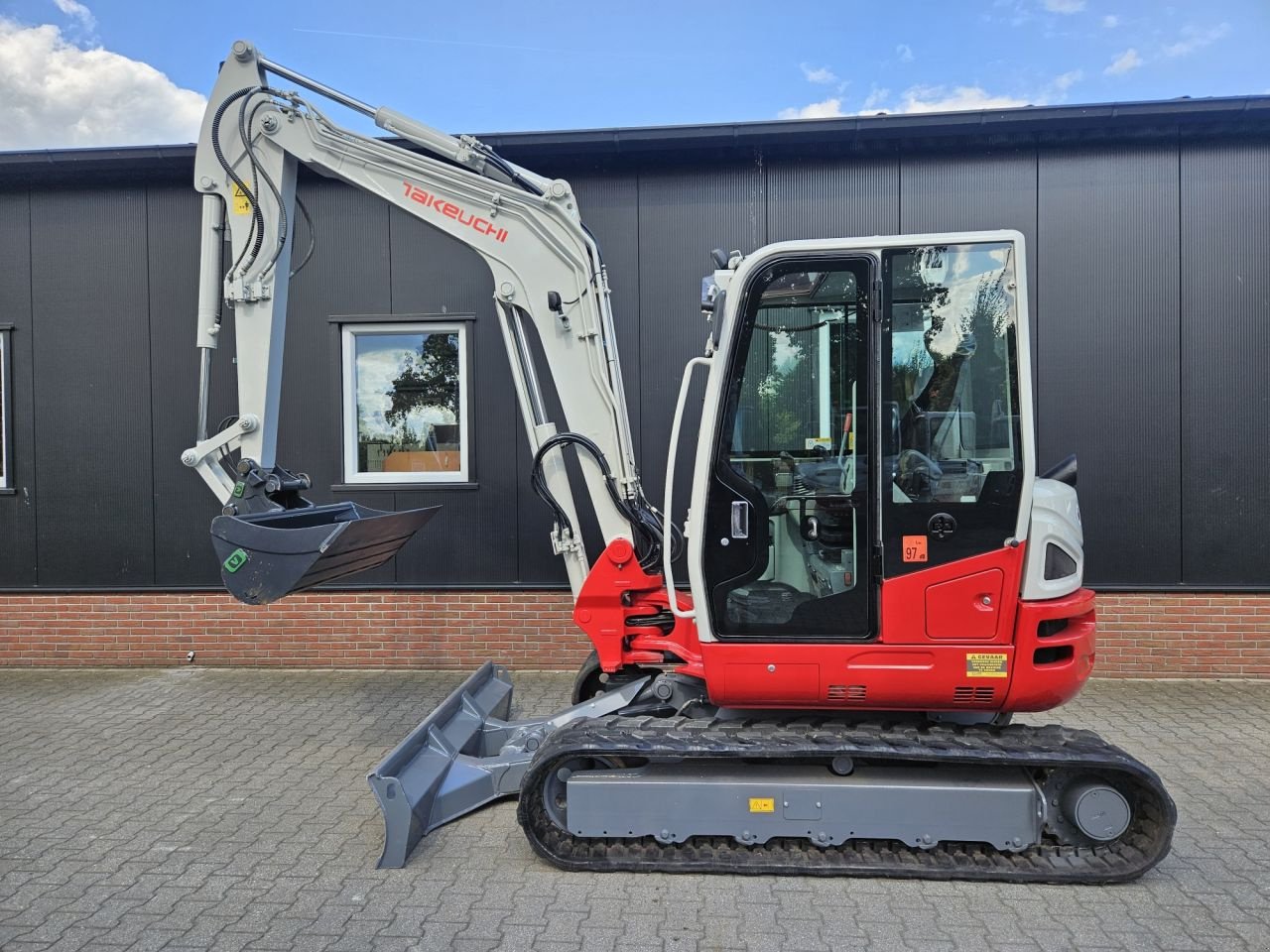 Minibagger Türe ait Takeuchi TB260 Stage V, Gebrauchtmaschine içinde Haaksbergen (resim 1)