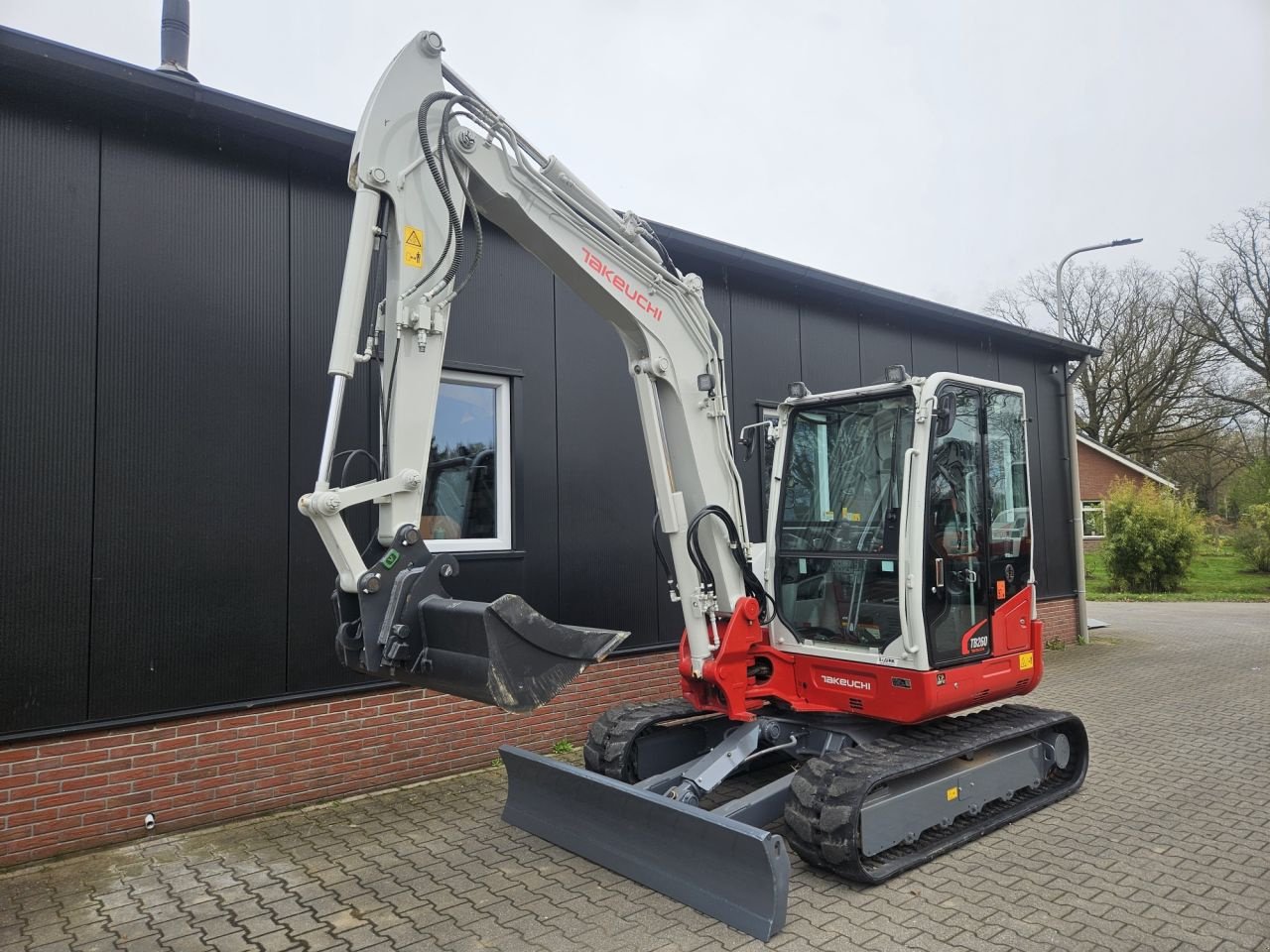 Minibagger Türe ait Takeuchi TB260 Stage V, Gebrauchtmaschine içinde Haaksbergen (resim 2)