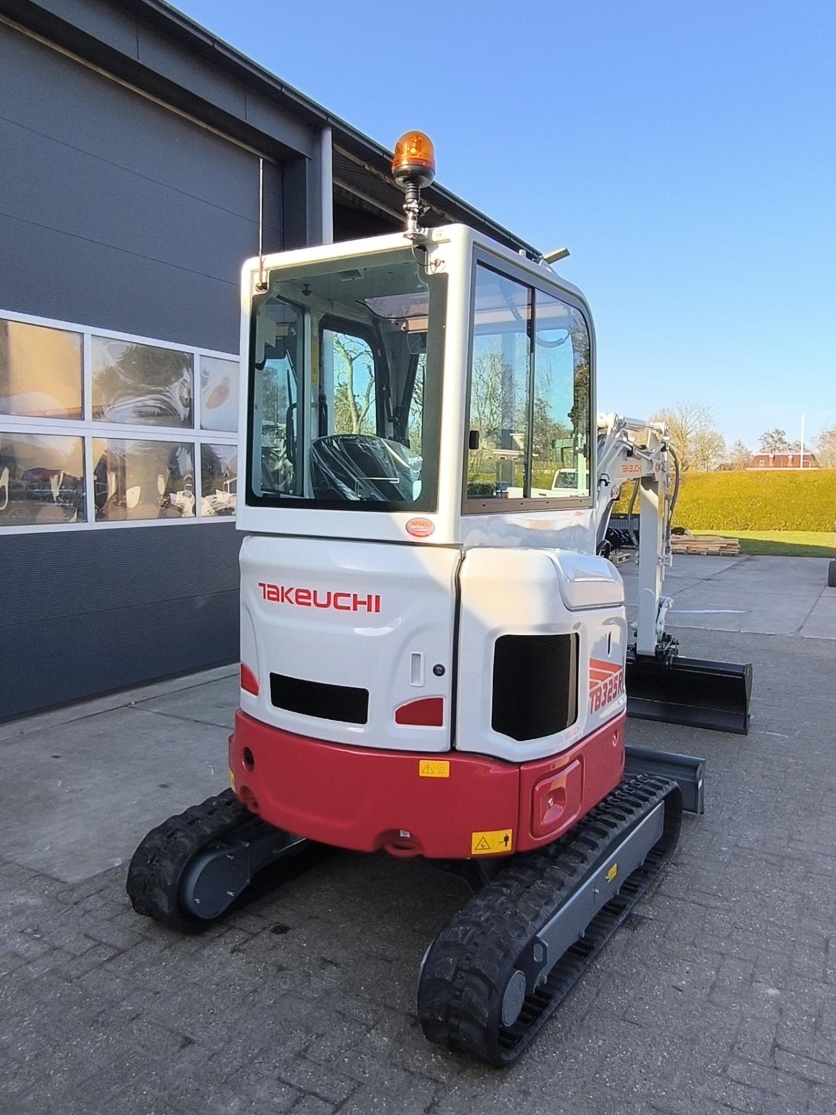 Minibagger del tipo Takeuchi TB325R, Gebrauchtmaschine en Hardegarijp (Imagen 5)