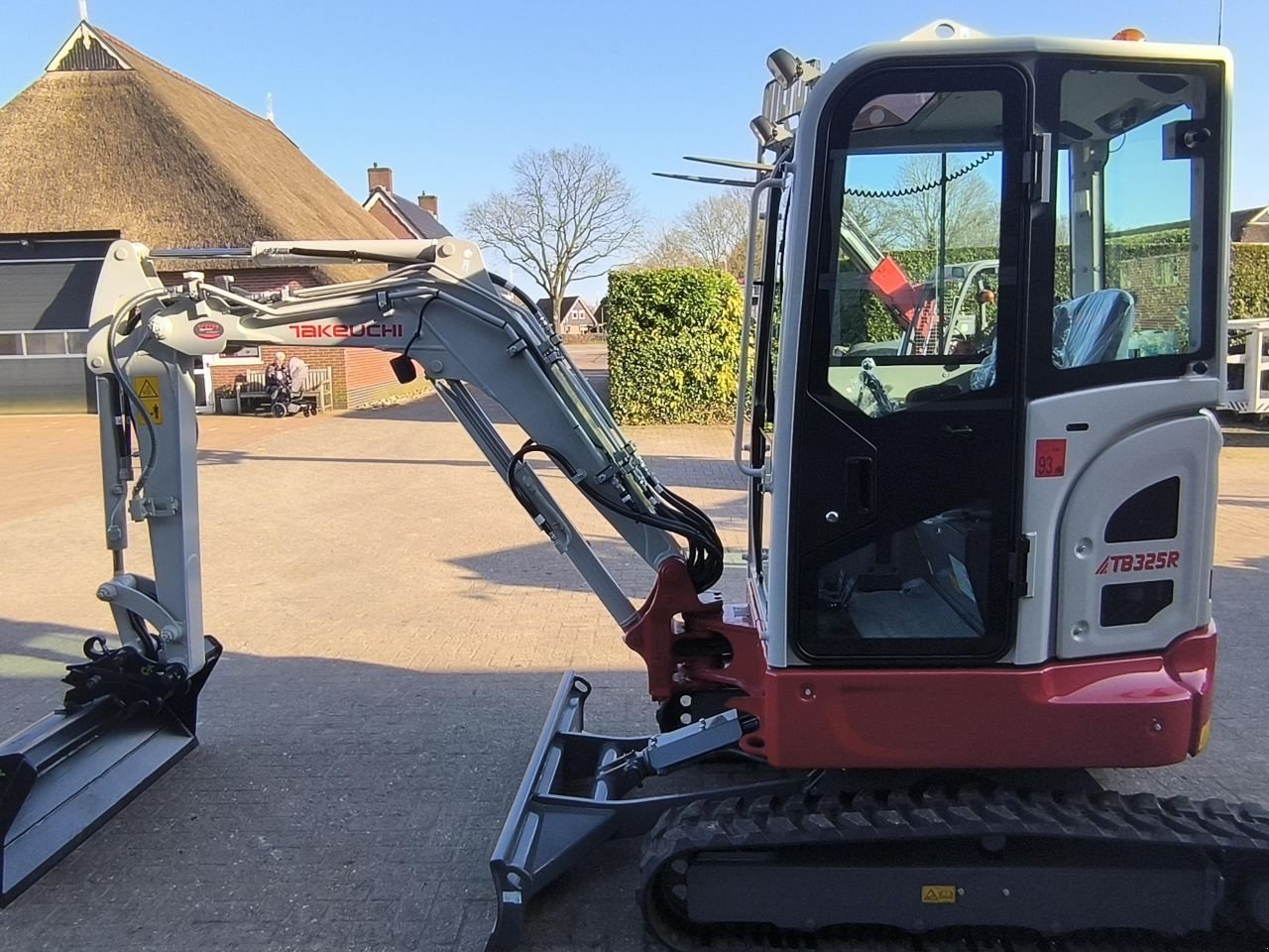 Minibagger del tipo Takeuchi TB325R, Gebrauchtmaschine en Hardegarijp (Imagen 3)