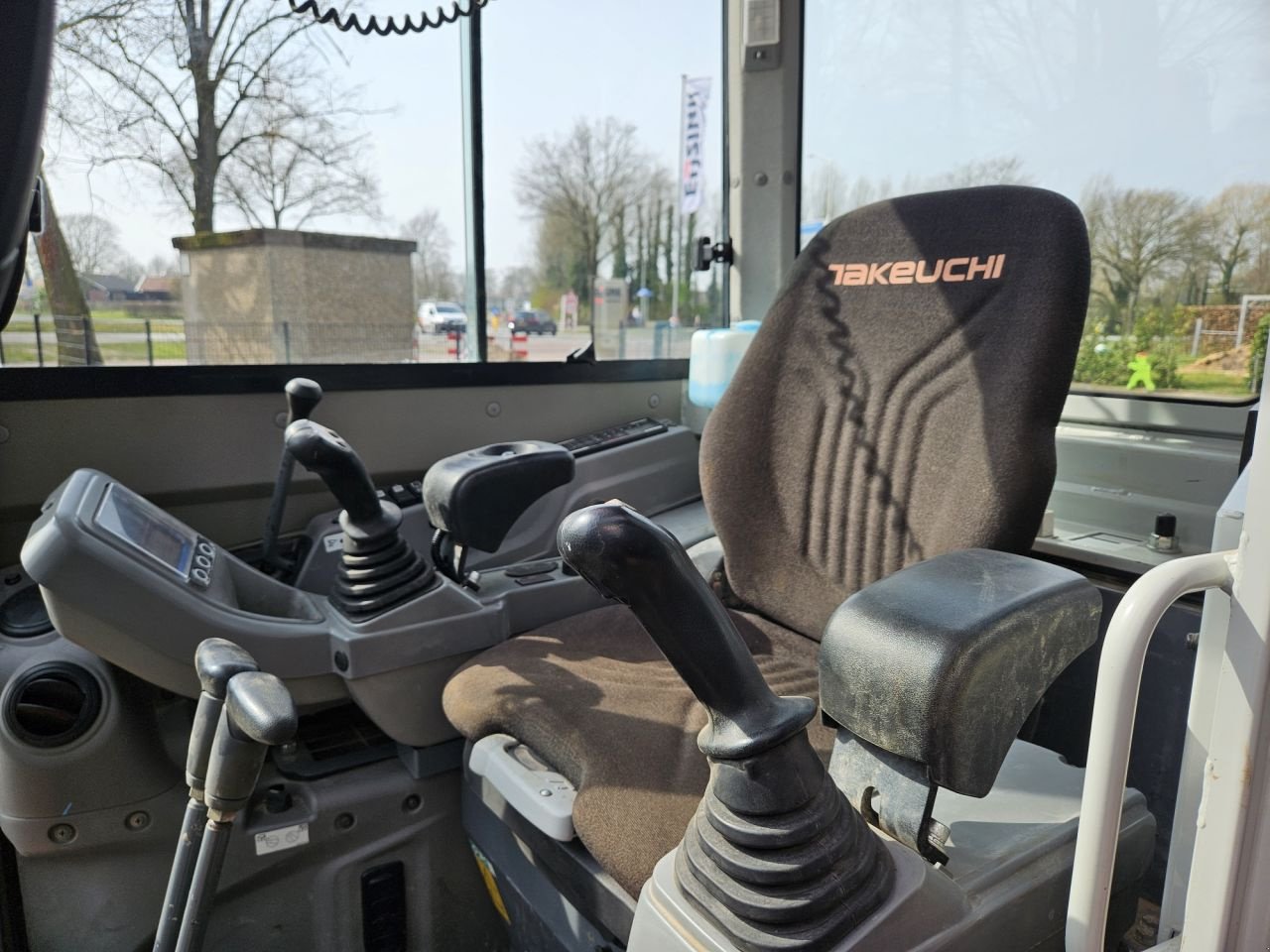 Minibagger типа Takeuchi TB325R, Gebrauchtmaschine в Haaksbergen (Фотография 5)