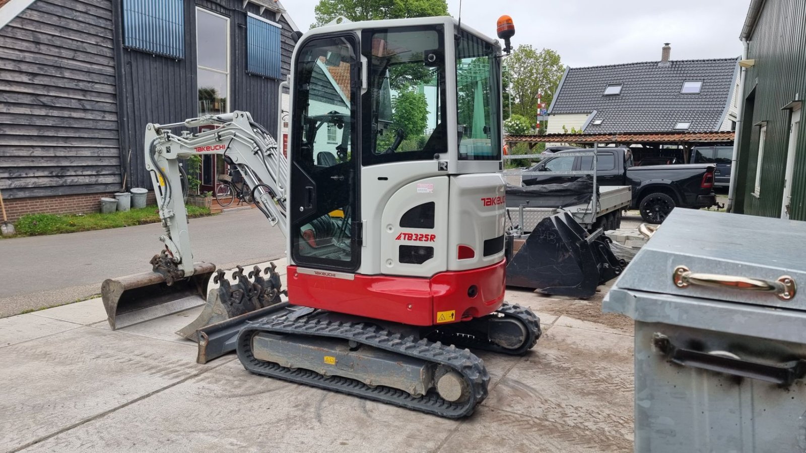 Minibagger Türe ait Takeuchi TB325R, Gebrauchtmaschine içinde Assendelft (resim 1)