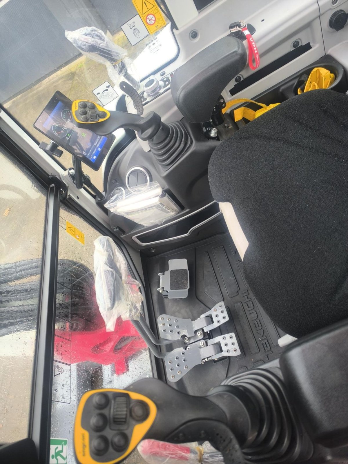 Minibagger Türe ait Takeuchi TB335R, Gebrauchtmaschine içinde Hardegarijp (resim 7)