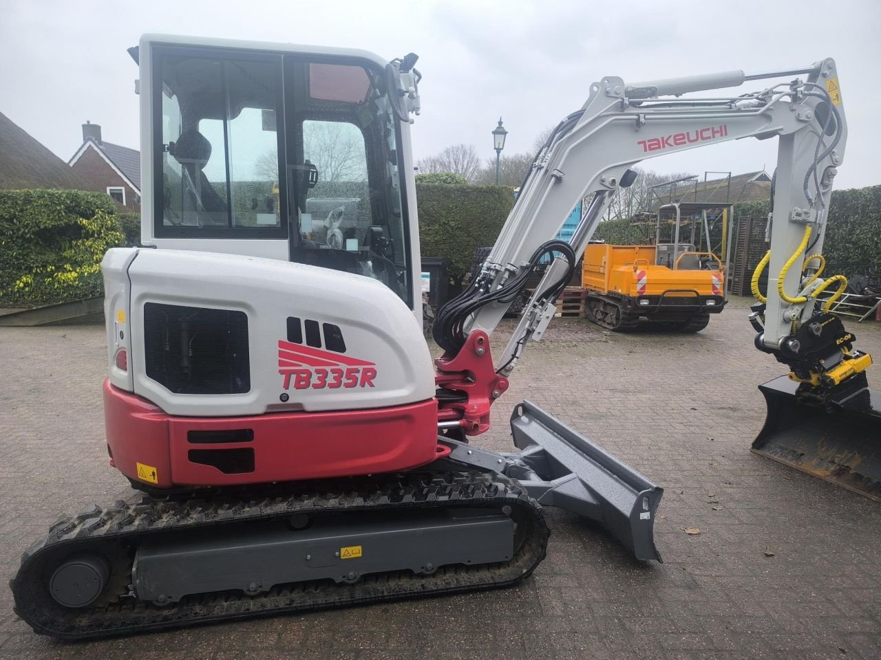 Minibagger Türe ait Takeuchi TB335R, Gebrauchtmaschine içinde Hardegarijp (resim 2)