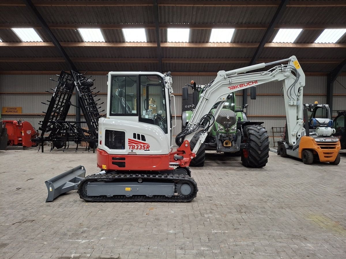 Minibagger типа Takeuchi TB335R, Gebrauchtmaschine в Donkerbroek (Фотография 8)