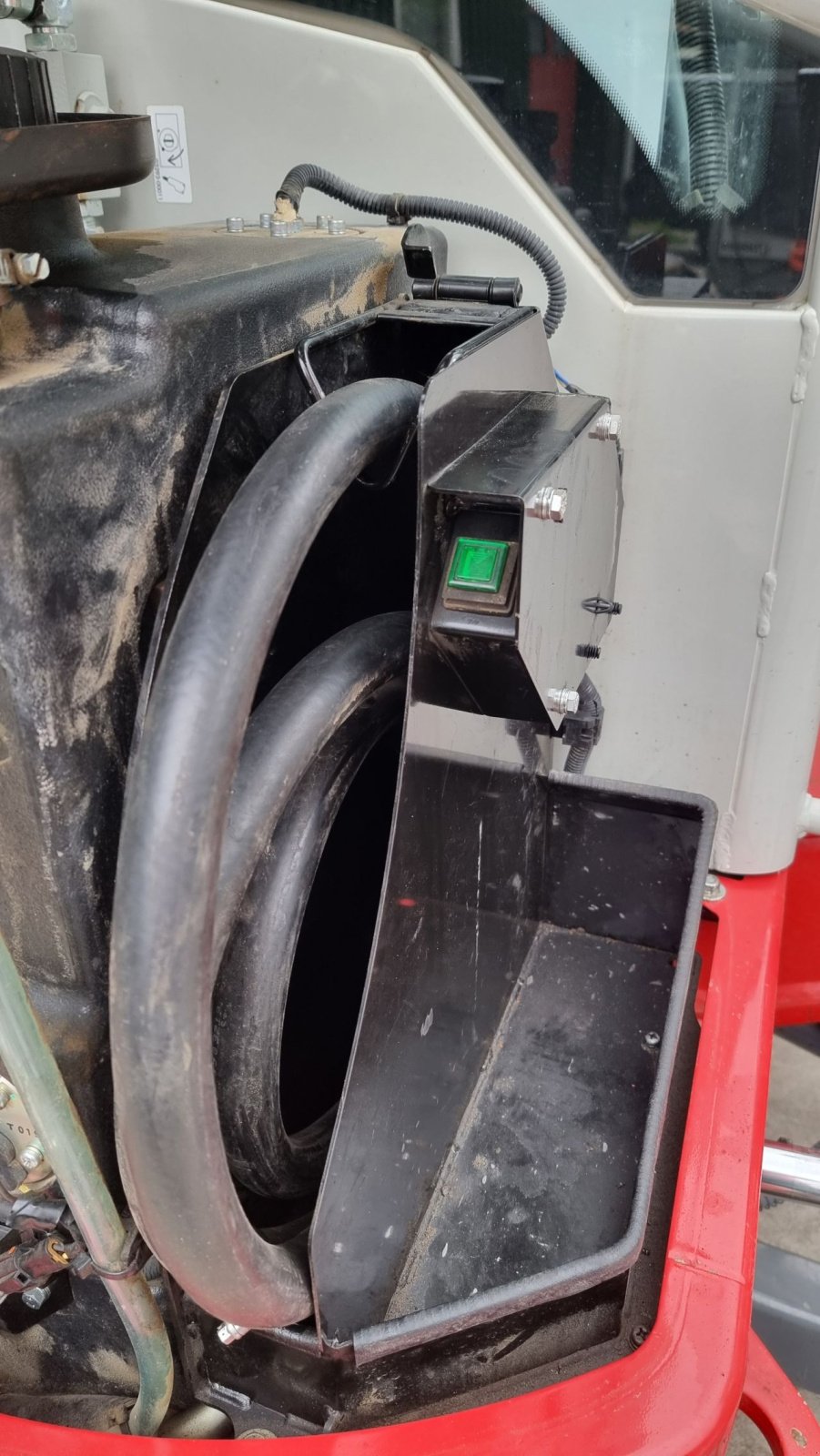 Minibagger del tipo Takeuchi TB335R, Gebrauchtmaschine In Assendelft (Immagine 8)