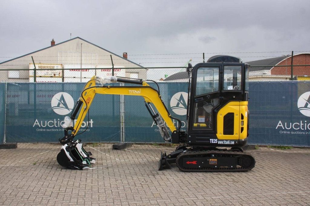 Minibagger vrste Titan TE25, Neumaschine v Antwerpen (Slika 2)