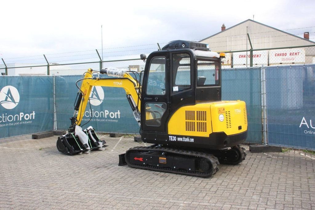 Minibagger du type Titan TE30, Neumaschine en Antwerpen (Photo 3)