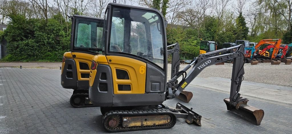 Minibagger Türe ait Volvo EC 18, Gebrauchtmaschine içinde Scharsterbrug (resim 5)