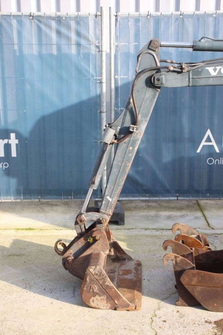 Minibagger типа Volvo EC15B XTV, Gebrauchtmaschine в Antwerpen (Фотография 11)