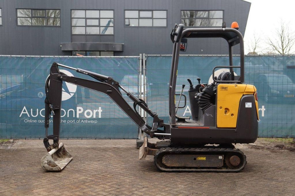 Minibagger tip Volvo EC15B, Gebrauchtmaschine in Antwerpen (Poză 2)