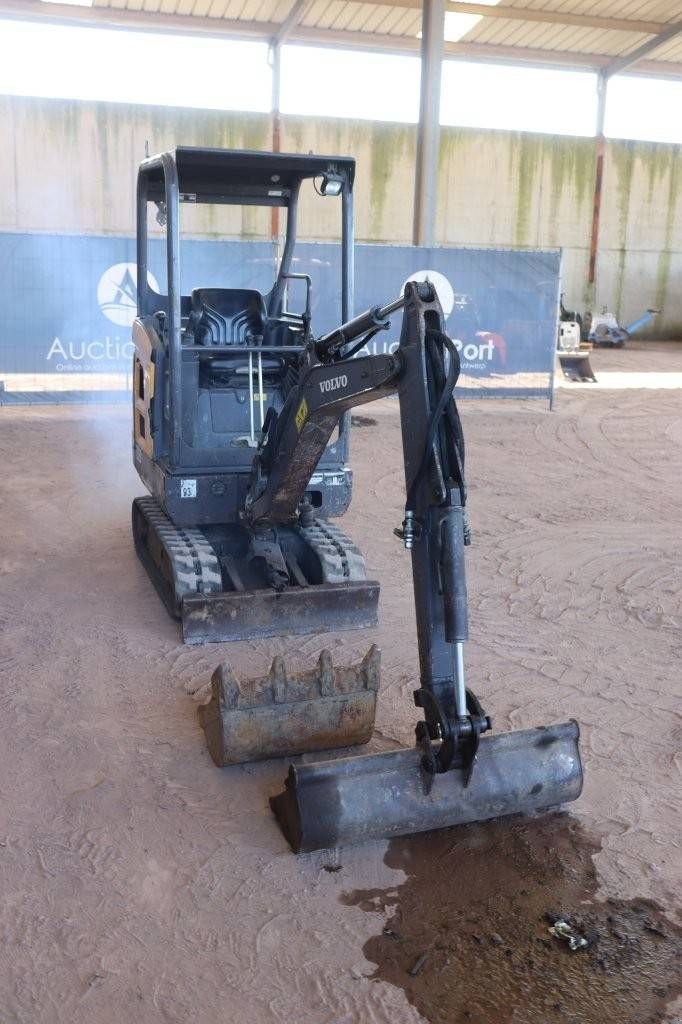 Minibagger des Typs Volvo EC15D, Gebrauchtmaschine in Antwerpen (Bild 7)