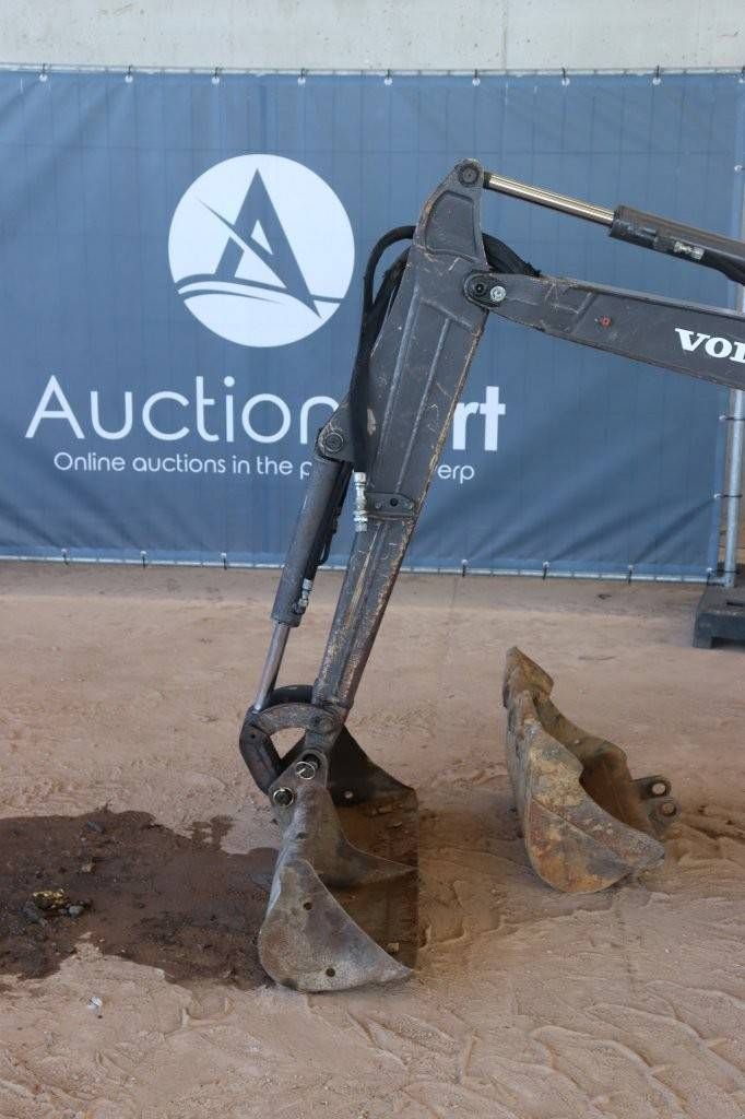 Minibagger des Typs Volvo EC15D, Gebrauchtmaschine in Antwerpen (Bild 11)