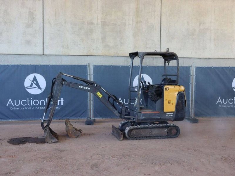 Minibagger του τύπου Volvo EC15D, Gebrauchtmaschine σε Antwerpen (Φωτογραφία 1)