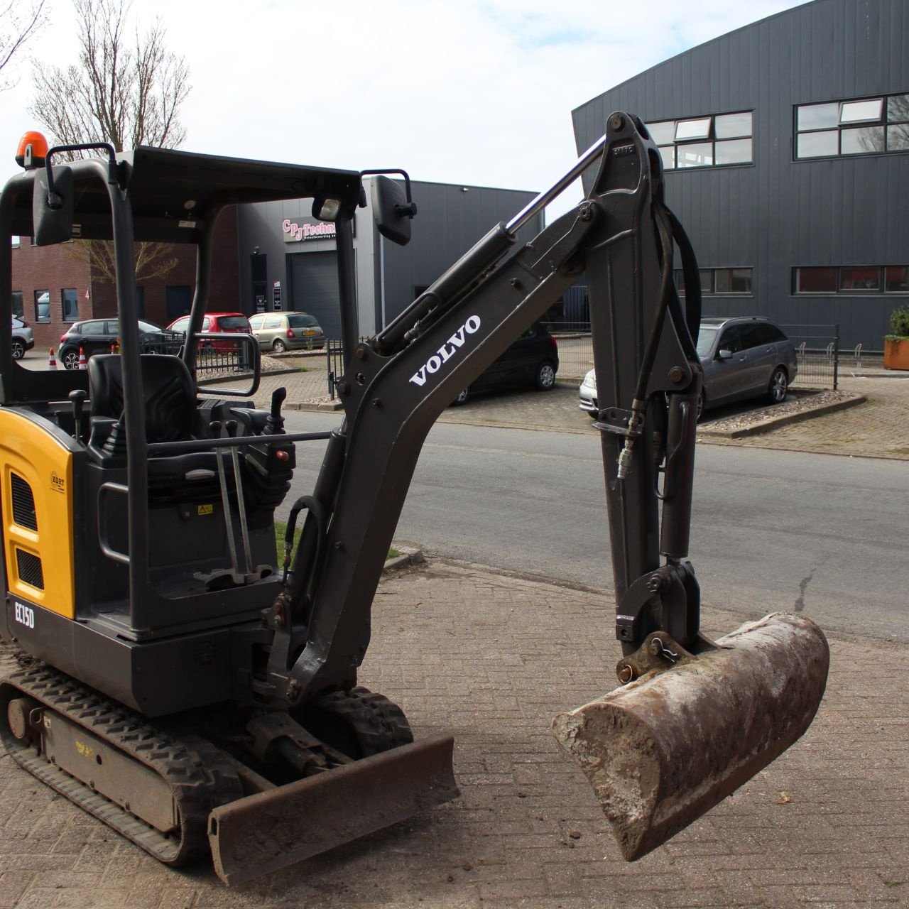Minibagger a típus Volvo EC15D, Gebrauchtmaschine ekkor: Winkel (Kép 8)