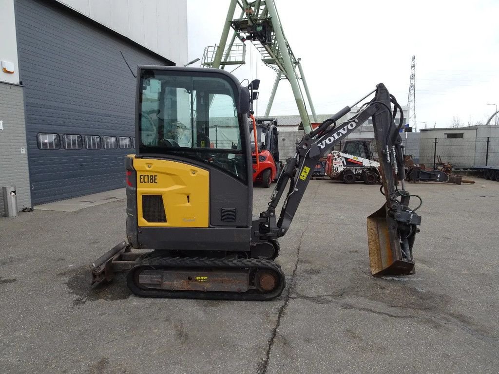 Minibagger Türe ait Volvo EC18E, Gebrauchtmaschine içinde Zutphen (resim 7)