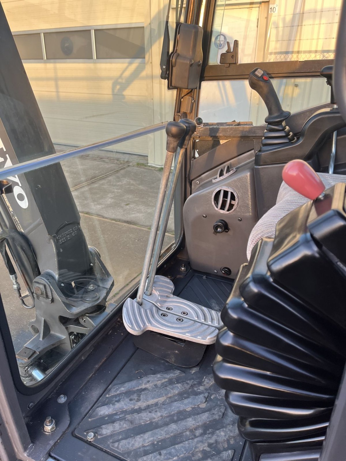 Minibagger от тип Volvo EC20C, Gebrauchtmaschine в Etten Leur (Снимка 9)