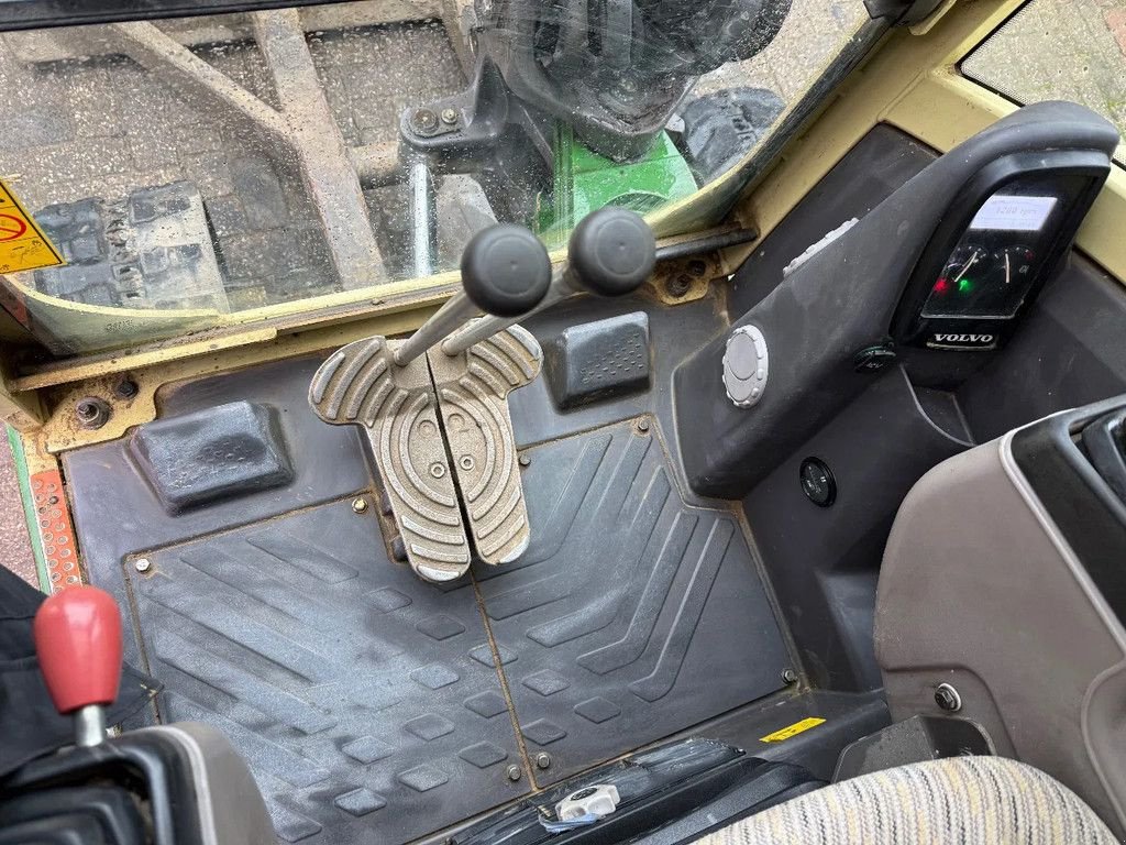 Minibagger des Typs Volvo EC35D 3buckets, Gebrauchtmaschine in Doetinchem (Bild 8)