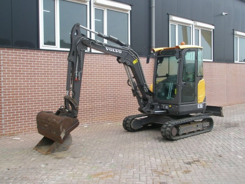Minibagger of the type Volvo EC35D, Gebrauchtmaschine in Barneveld (Picture 1)