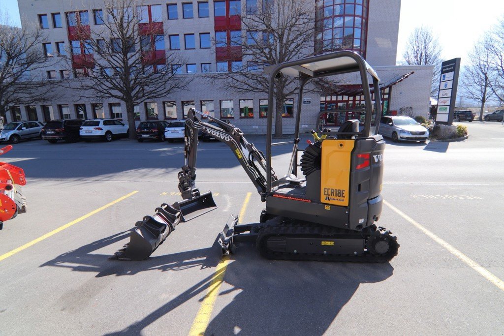 Minibagger Türe ait Volvo ECR 18 E, Neumaschine içinde Regensdorf (resim 3)