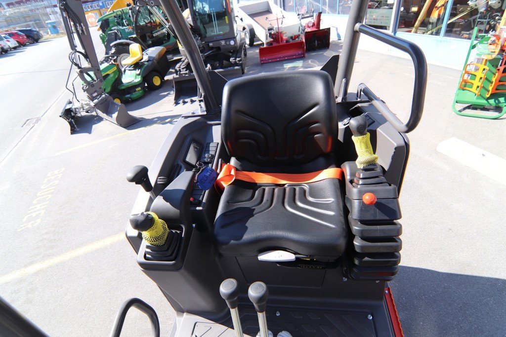 Minibagger Türe ait Volvo ECR 18 E, Neumaschine içinde Regensdorf (resim 5)