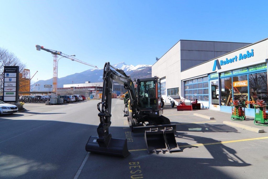 Minibagger des Typs Volvo ECR 40 F, Neumaschine in Landquart (Bild 2)