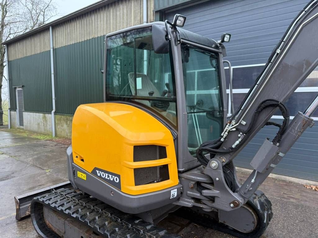 Minibagger от тип Volvo ECR 50 D, Gebrauchtmaschine в Wijdewormer (Снимка 10)