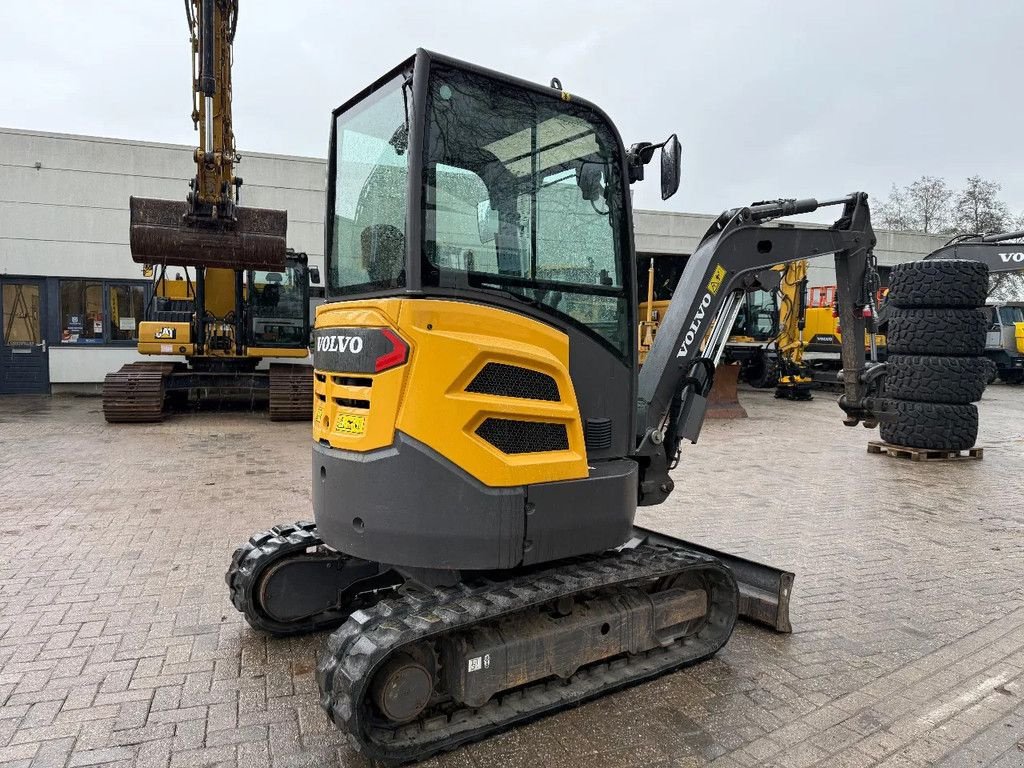 Minibagger vrste Volvo ECR25D, Gebrauchtmaschine v Doetinchem (Slika 3)