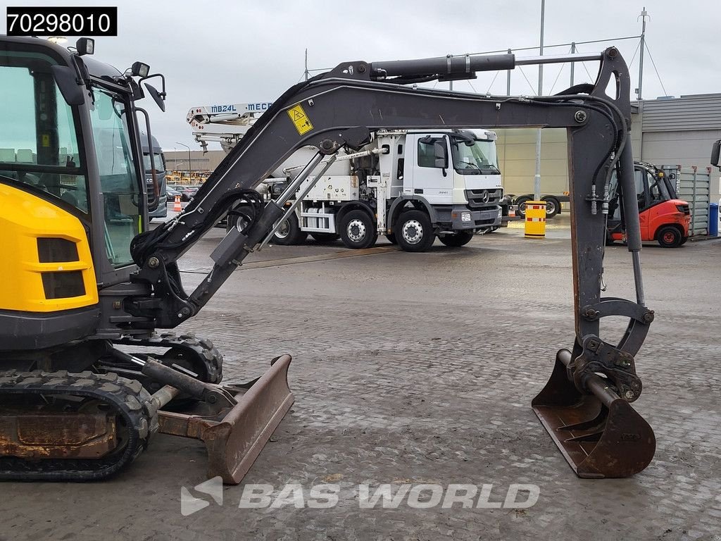 Minibagger Türe ait Volvo ECR50 D 3 BUCKETS, Gebrauchtmaschine içinde Veghel (resim 11)
