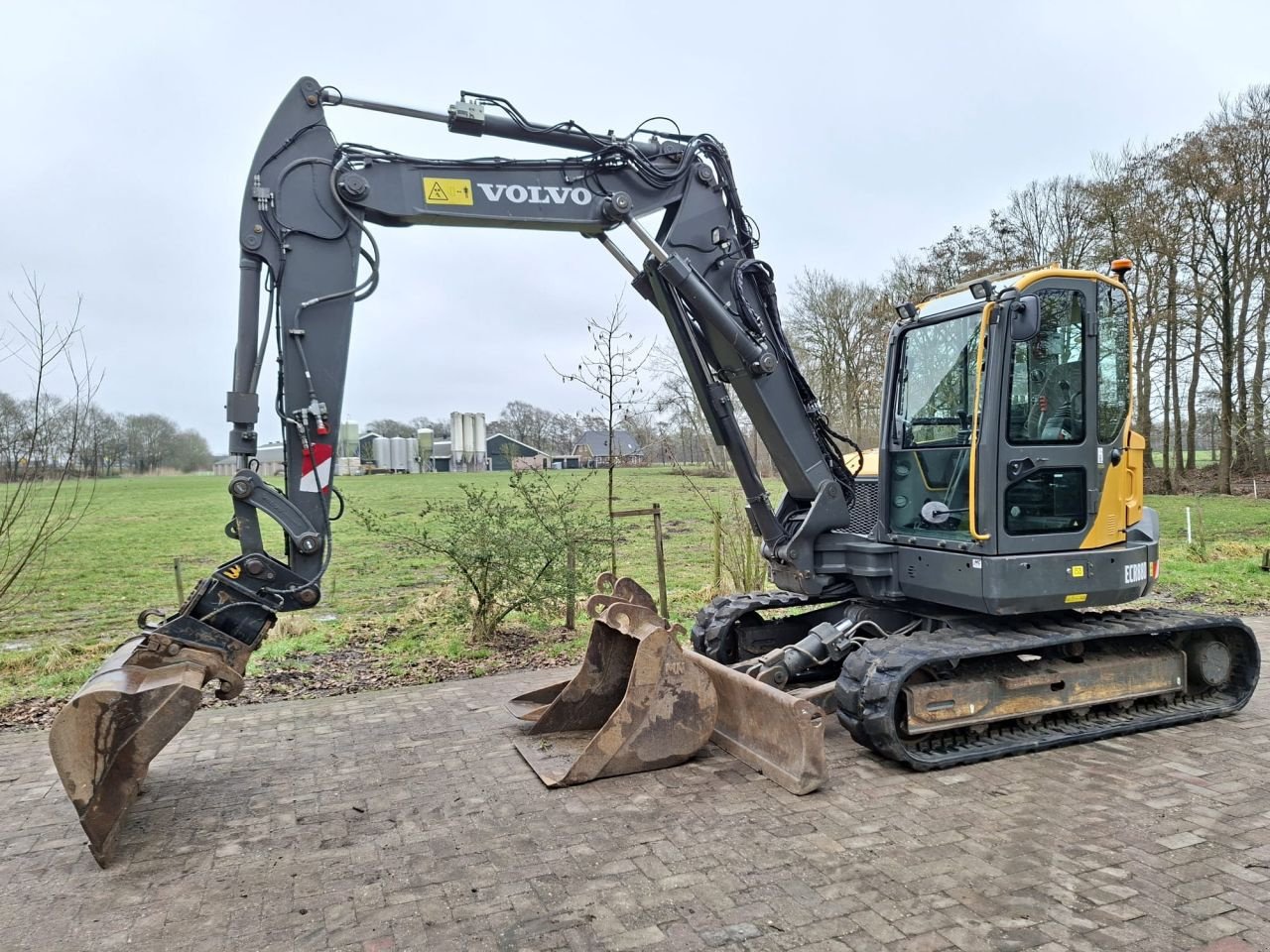 Minibagger des Typs Volvo ECR88D, Gebrauchtmaschine in Terschuur (Bild 2)